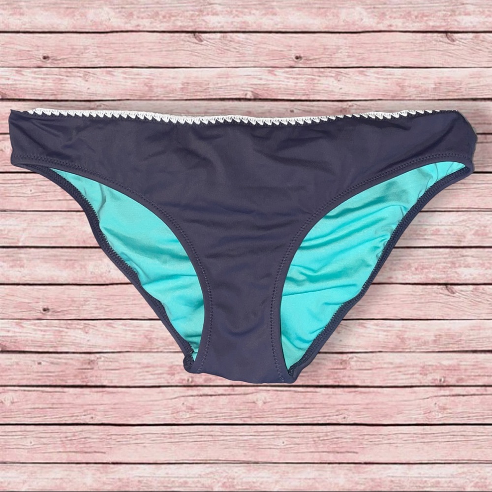 Shade & Shore cinched bathing suit bottom